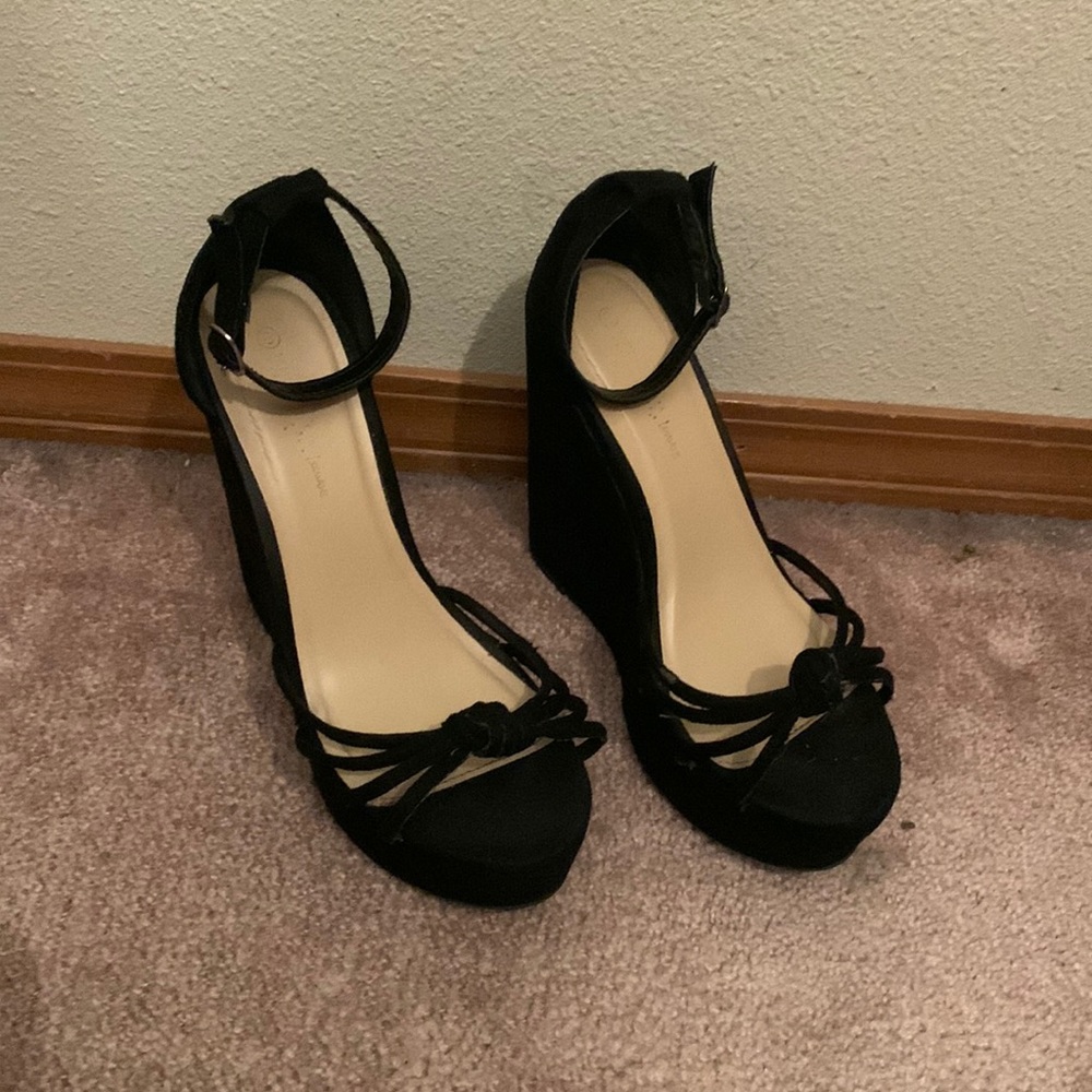 Black wedged & strappy heels | brand: wild diva lounge